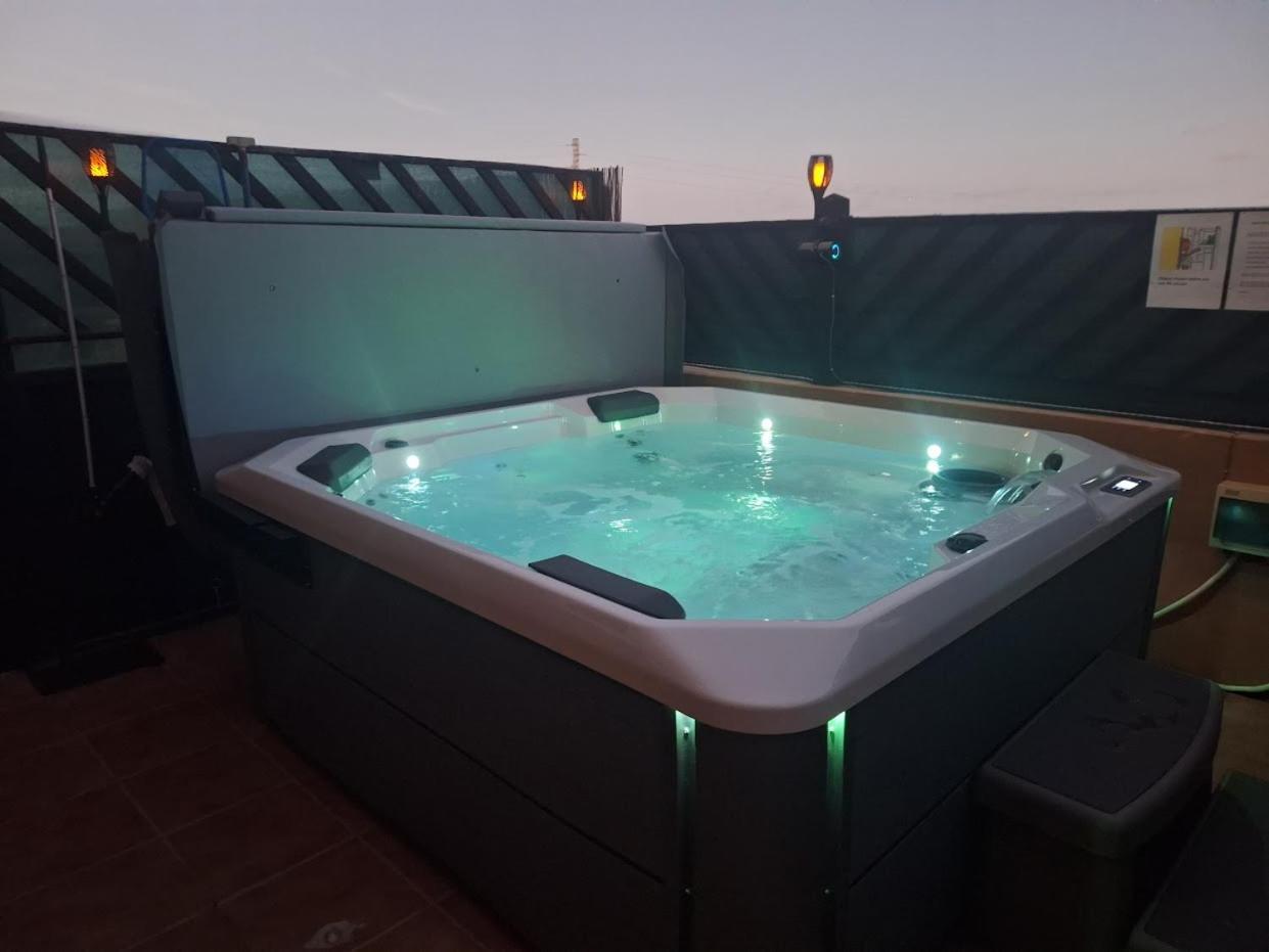 Villadunas - With Luxury Hot Tub Коральео Экстерьер фото